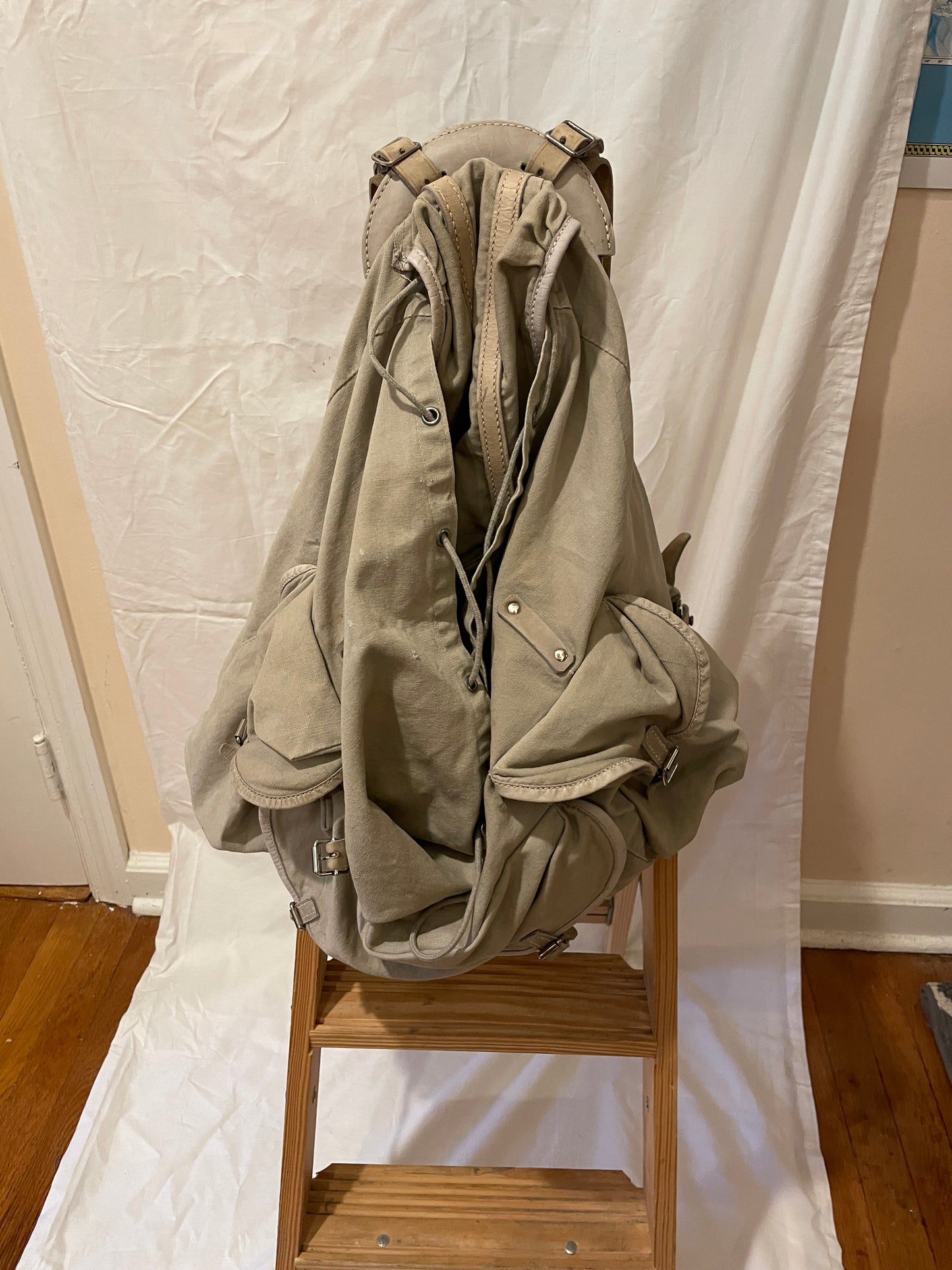 Vintage 1960s Norrøna of Norway Leather/Canvas Frame Rucksack - NEAR PERFECT condition!