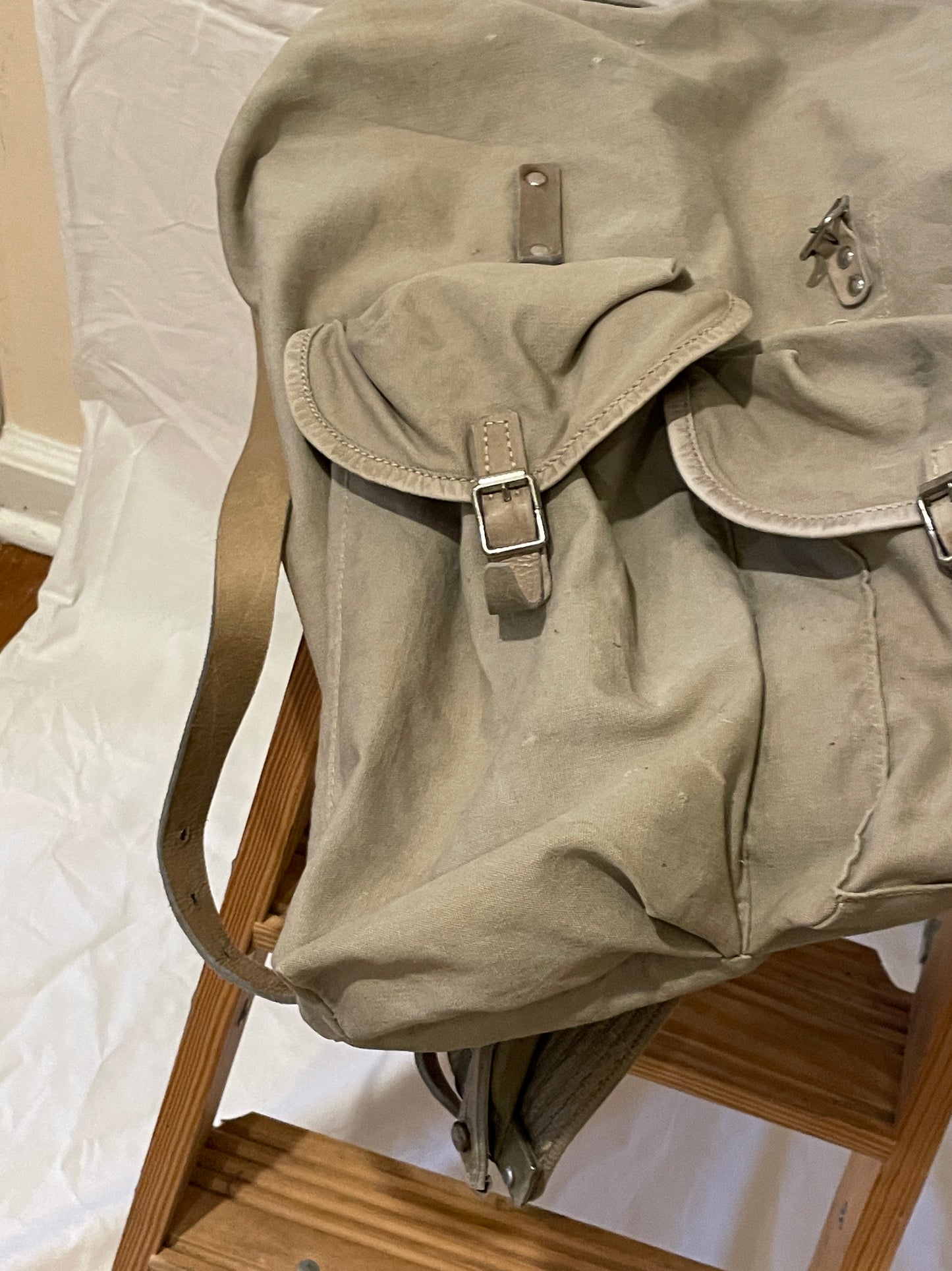 Vintage 1960s Norrøna of Norway Leather/Canvas Frame Rucksack - NEAR PERFECT condition!