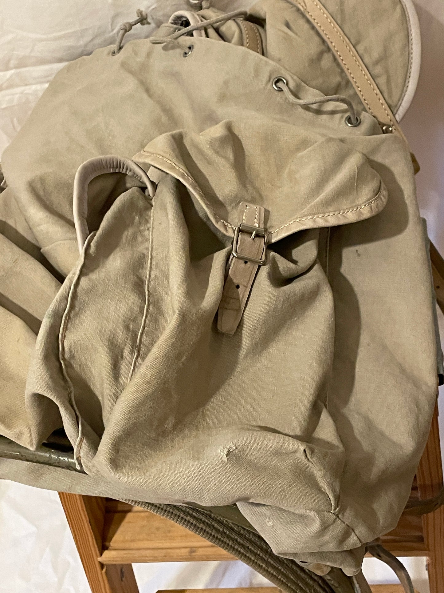 Vintage 1960s Norrøna of Norway Leather/Canvas Frame Rucksack - NEAR PERFECT condition!
