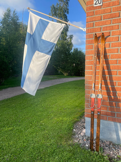 205cm Karhu "Lumi" Wood Cross Country Skis - Jofa Cable Bindings - Beautiful!!!