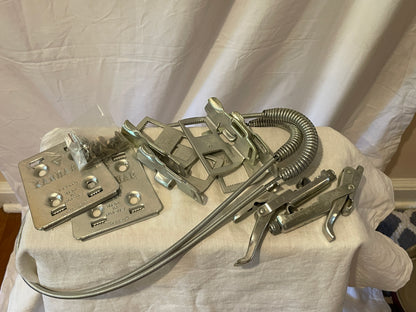 Gresvig Kandahar Cable Ski Bindings from Norway - 1960s/70 - Mod. 22002 Women's - New in Original Box!!!