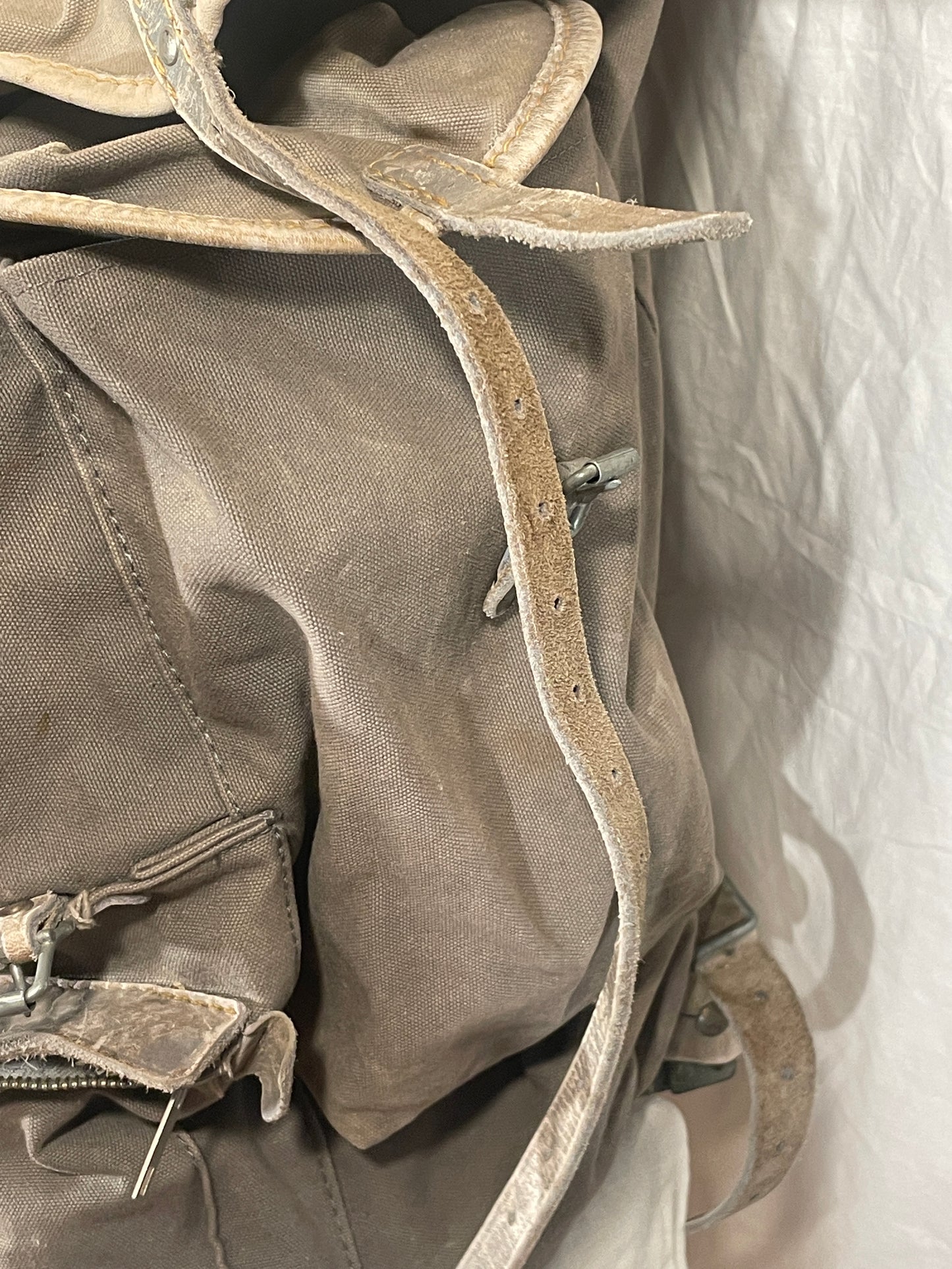 Vintage 1960s Rondane - Brede Vollestad of Oslo Leather/Canvas Frame Rucksack - GREAT condition!