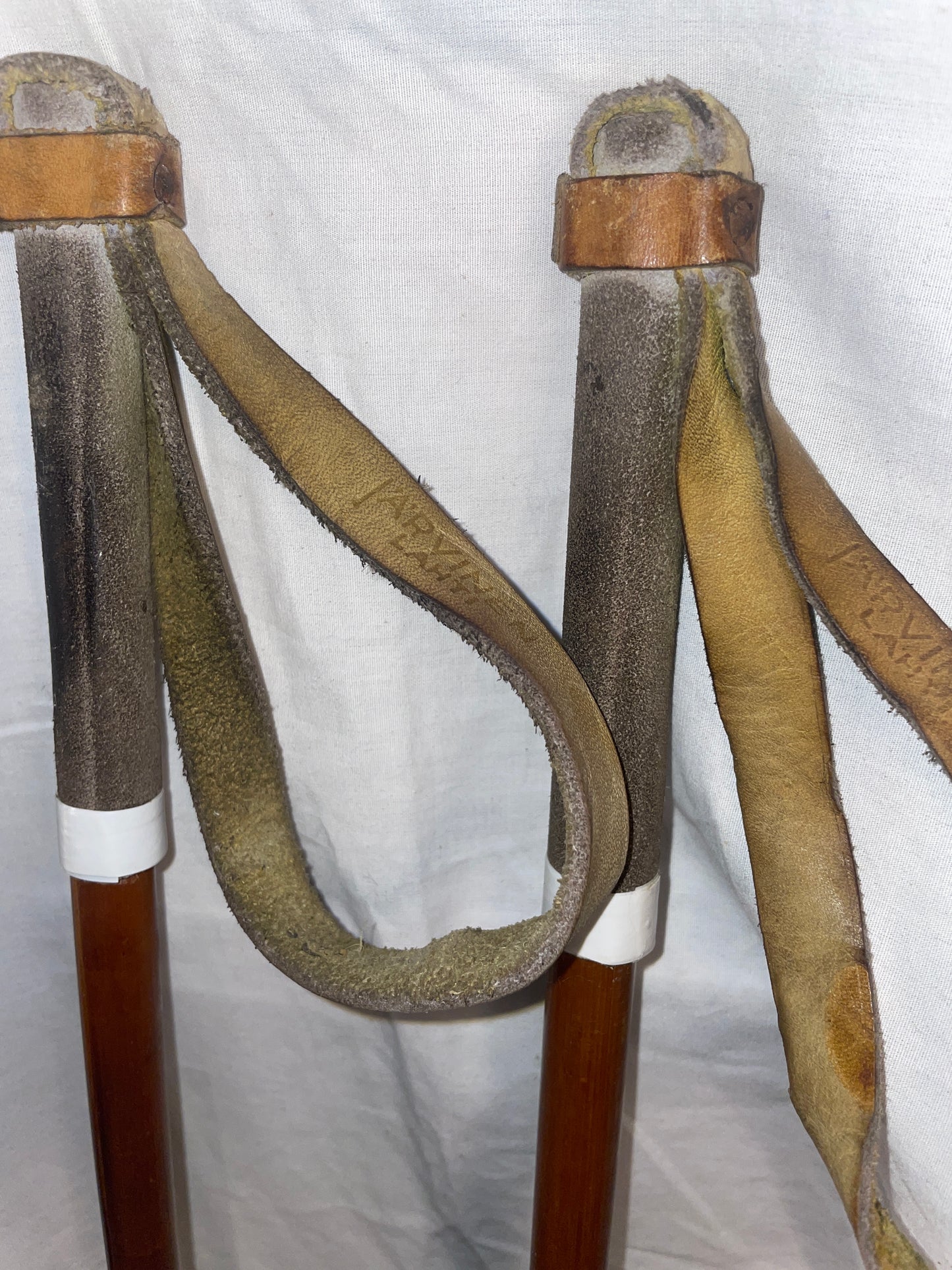 125cm Järvinen Bamboo Cross-Country Ski Poles - late 1960s - FINLAND - LEATHER LEATHER