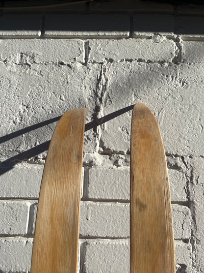 215cm Esko Järvinen Wood Cross-Country Racing Skis - Early 70s - Birch/Hickory