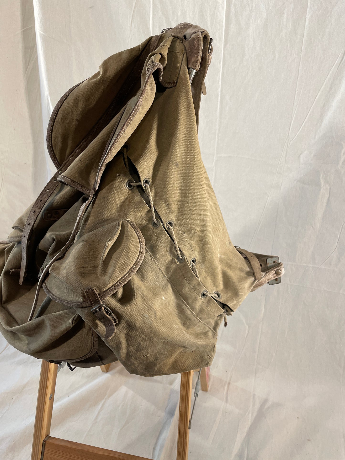 Vintage 1930s Bergans of Norway Leather/Canvas Frame Rucksack - FANTASTIC condition!