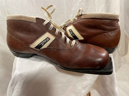 Size 45 (US 11.5) Alfa Model 2011 Light Touring Cross-Country Ski Boots - 75mm - Original Box!