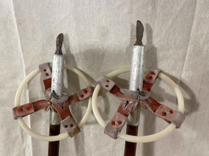 142.5cm Järvinen "Erikoiskilpa" Bamboo Cross-Country Ski Poles - late 1960s