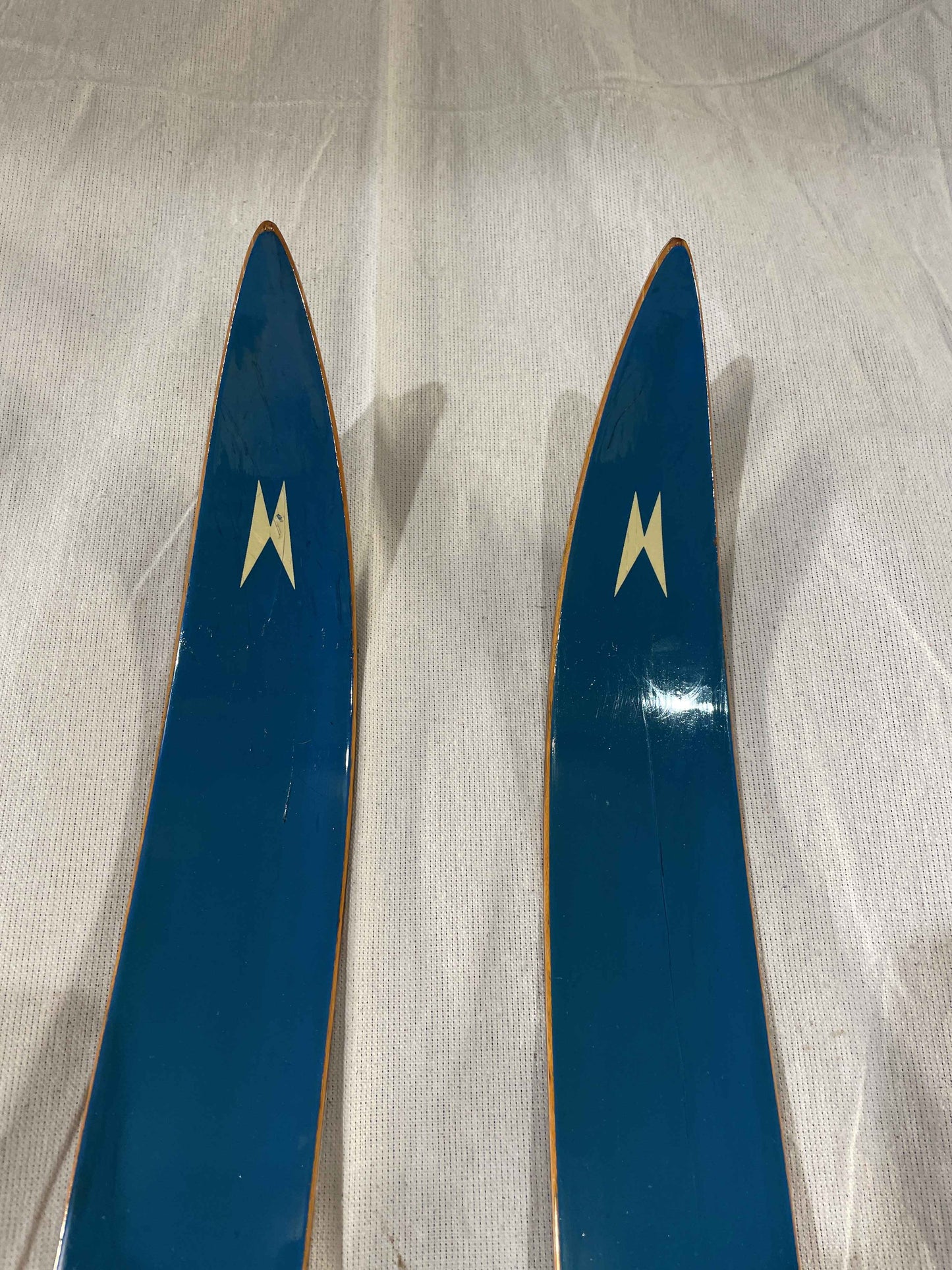 215cm Madshus Tur-Langrenn early 1970s Wood Cross-Country Skis