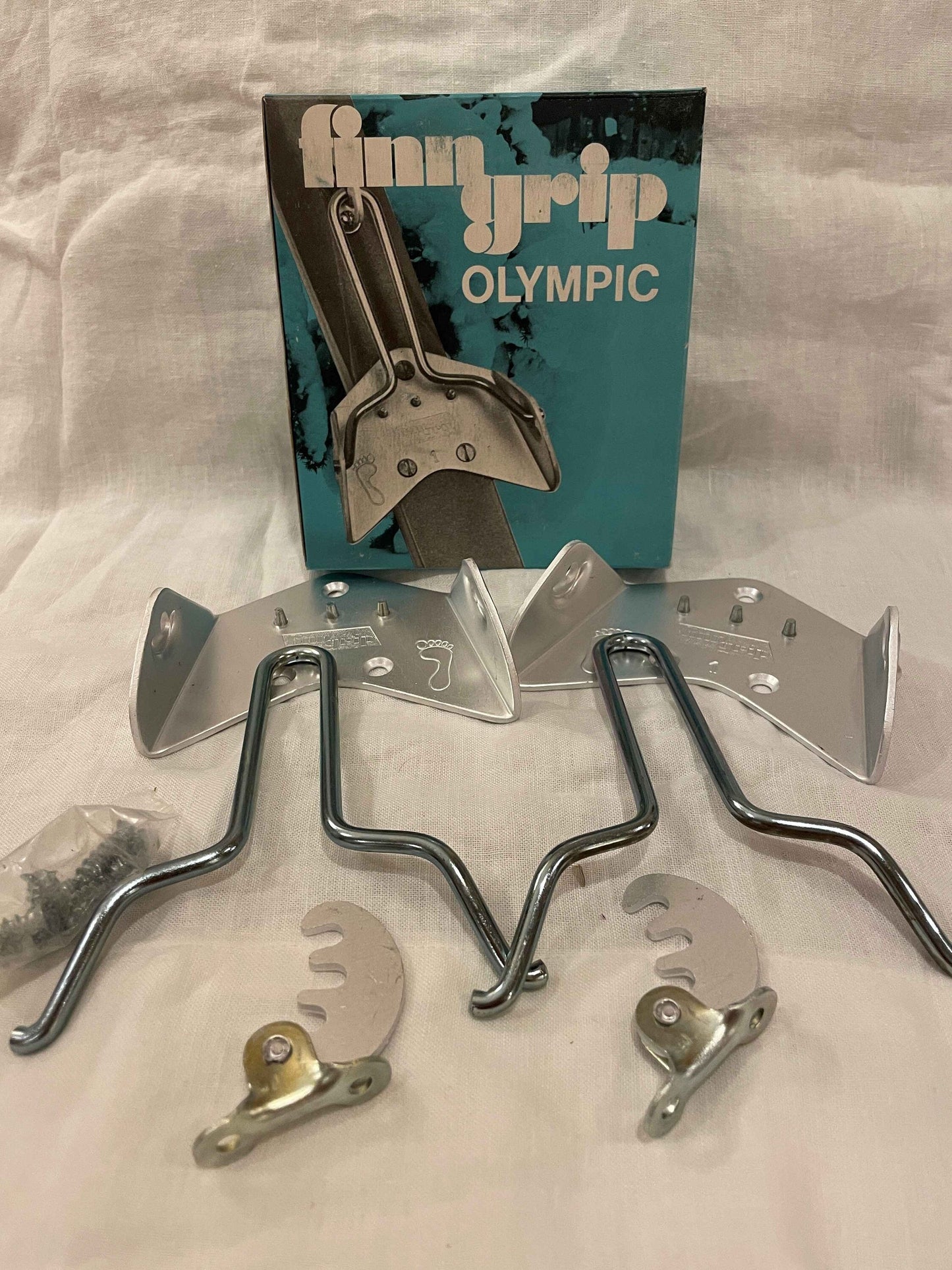 Finn-Grip "Olympic" Vintage Cross-Country Ski Bindings - 3 pin - "leveä" boot sz 41 and larger