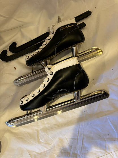 Sz 34 (US Women's 4) "Black Dragon" Speed Skates
