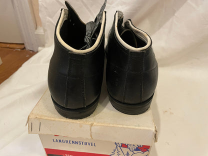 Size 41 (US Men's 8) Jette of Norway Late 1960s ALL LEATHER Cross-Country Ski Boots - New Old Stock - New New New