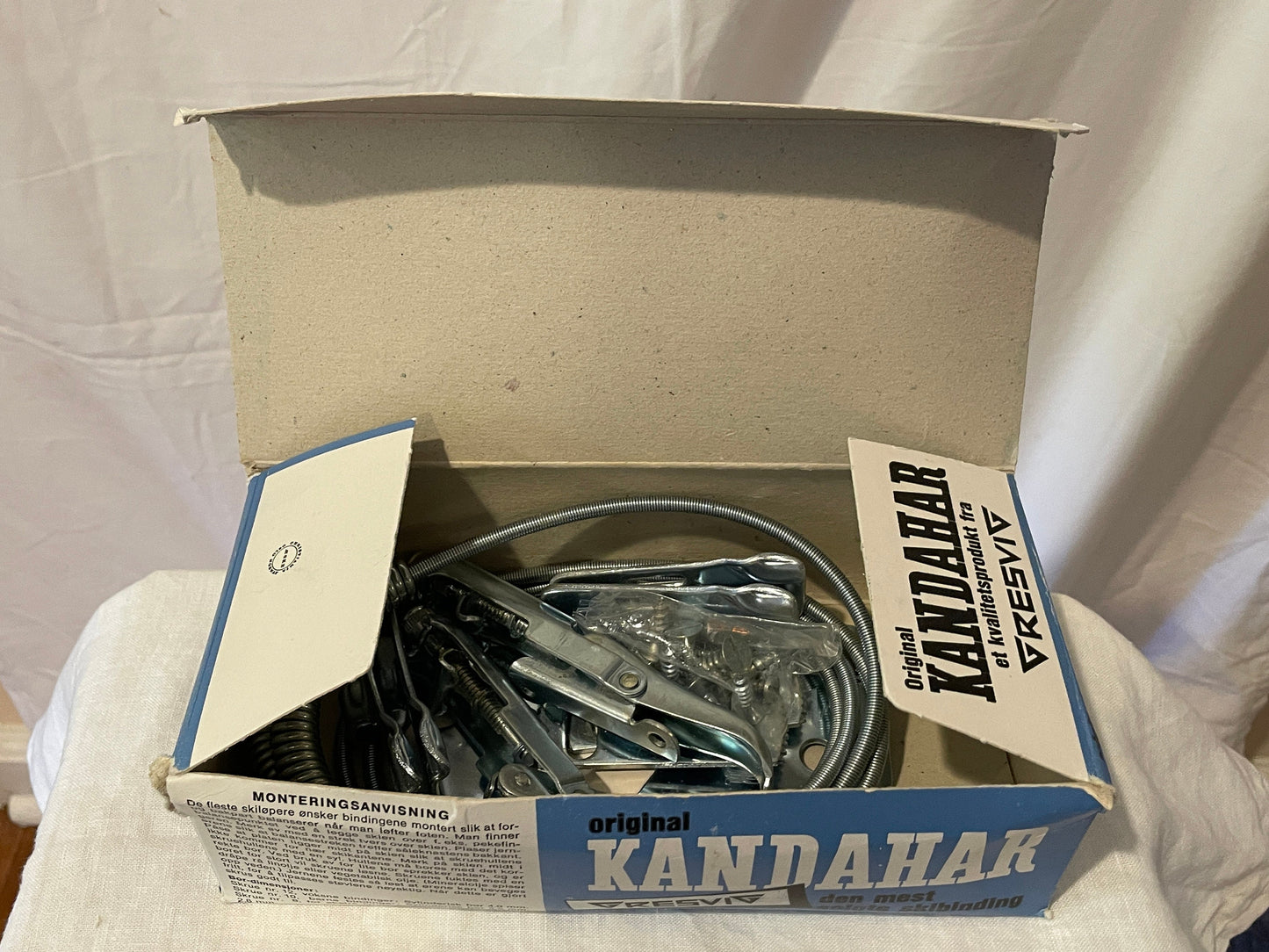 Gresvig Kandahar Cable Ski Bindings from Norway - 1960s/70 - Mod. 22011 Women's - New in Original Box!!!