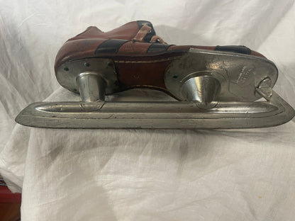 Sz 39 (US Men's 6.5/Women's 8-8.5) 1960s Gresvig All-Leather Ice Hockey Skates from NORWAY
