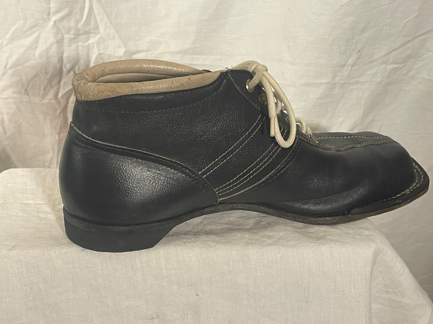 Size 45 (US Men's 11.5) - 1960s Hirvi of FINLAND All-Leather Cross-Country Ski Boots