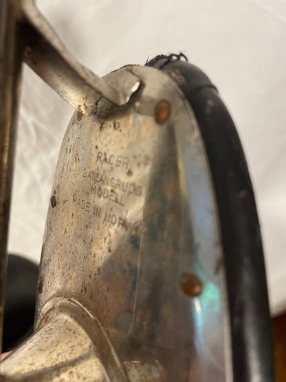 Sz 42 (US Men's 8.5) 1960s Vintage "Ving" Speed Skates from Norway