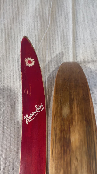 210cm Peltonen "Erikoiskilpa" Cross-Country Racing Skis - Late 1960s - RareRareRare